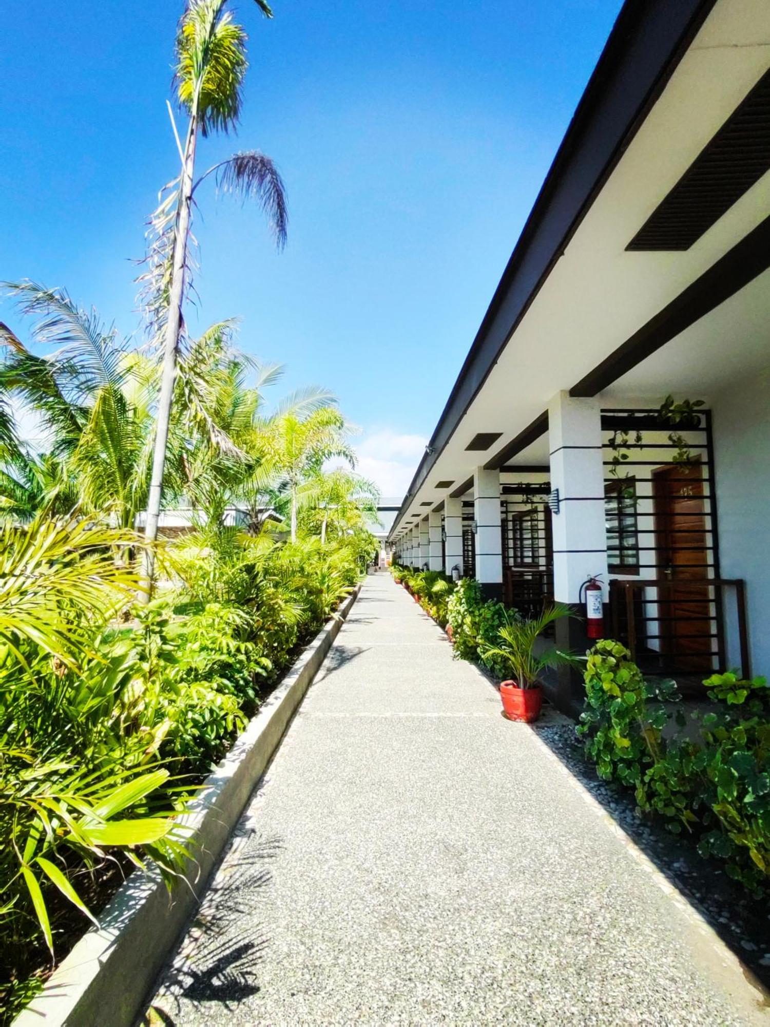 Marand Beach Resort Bauang Extérieur photo