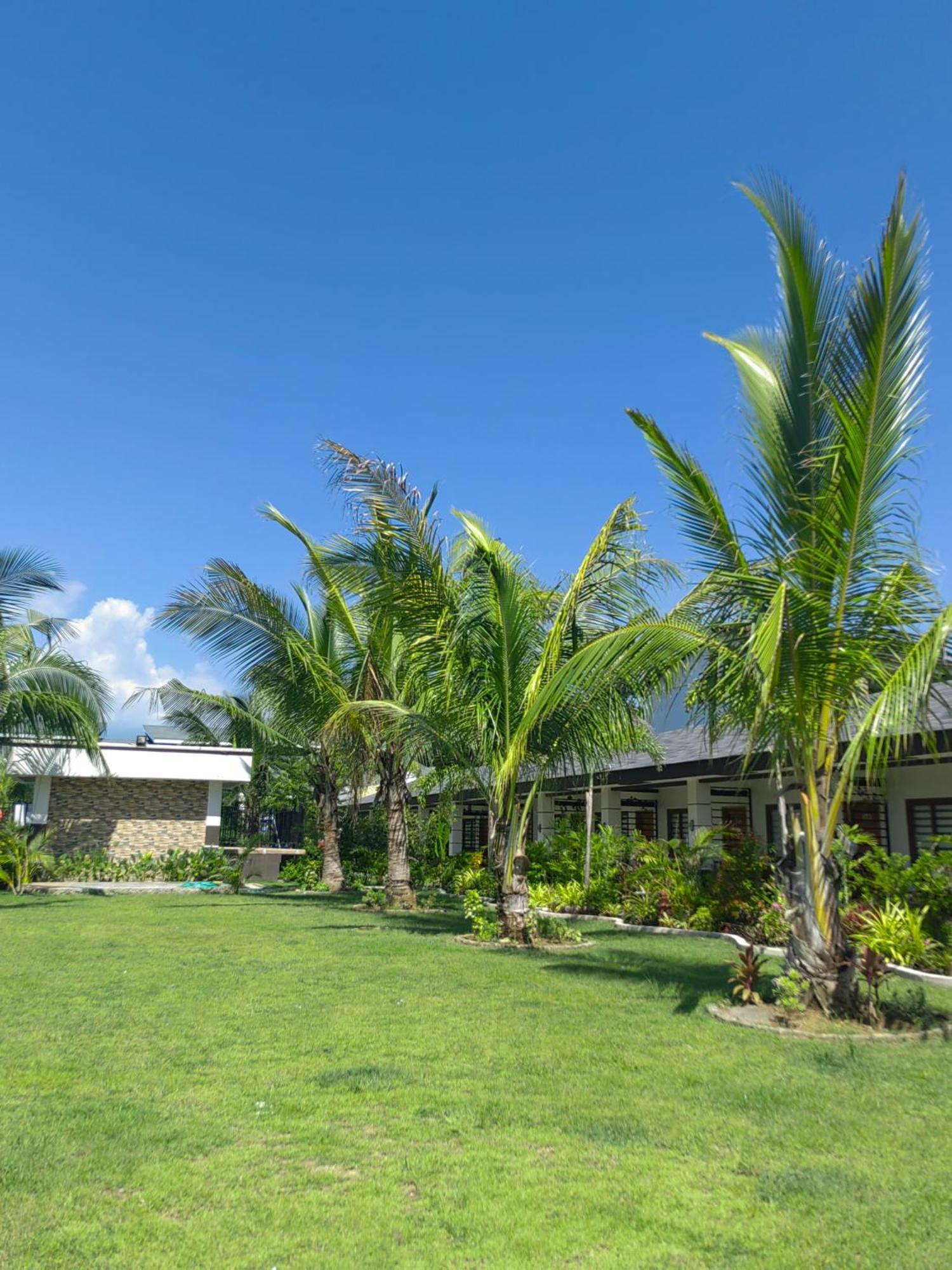 Marand Beach Resort Bauang Extérieur photo